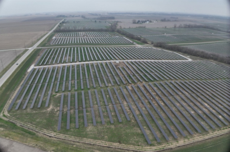 Aerial photo of Salt Creek solar installation