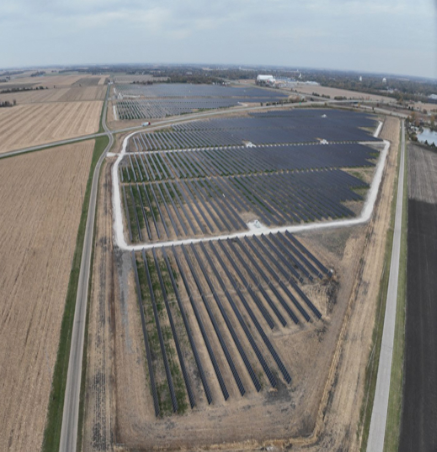 Aerial photo of the Earp solar installation